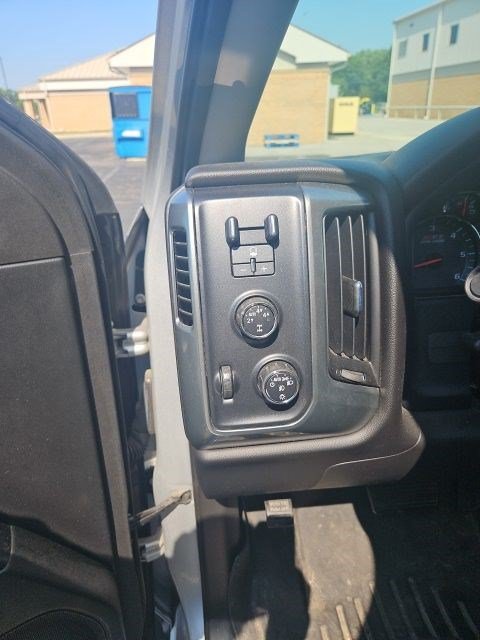 Used 2015 Chevrolet Silverado 1500 LT w/ All Star Edition AWD/4WD image 8