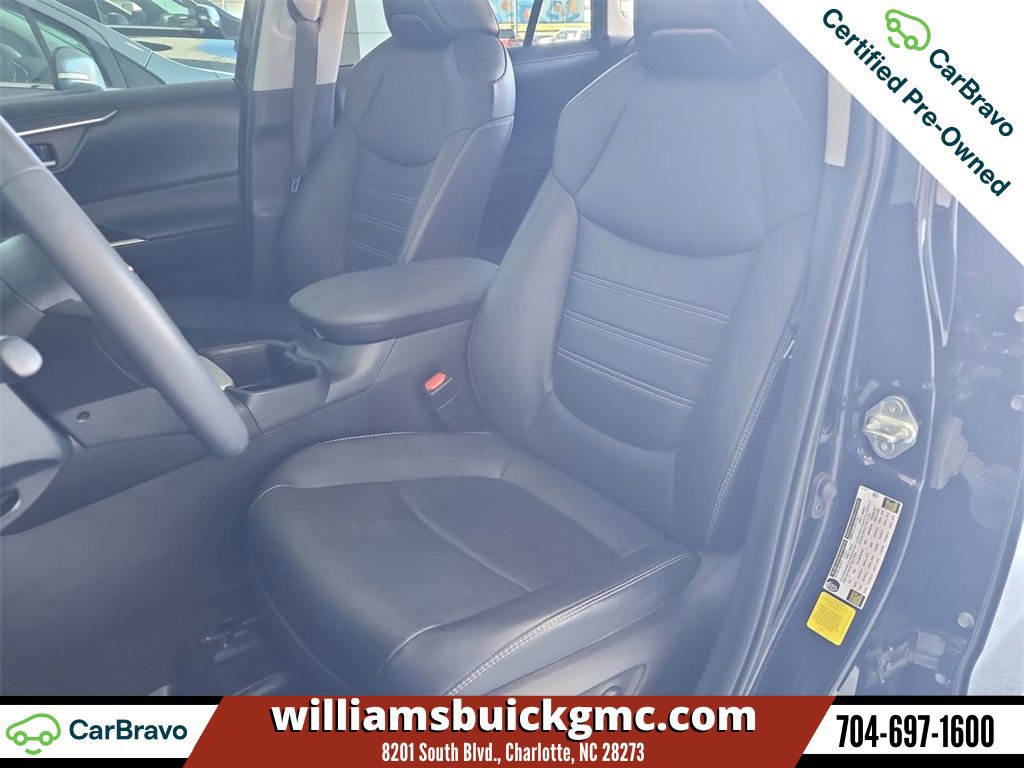 Used 2023 Toyota RAV4 XLE Premium image 21