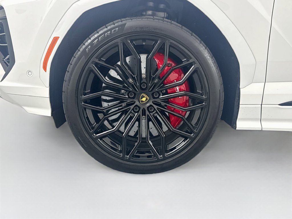 Used 2025 Lamborghini Urus S AWD/4WD image 34
