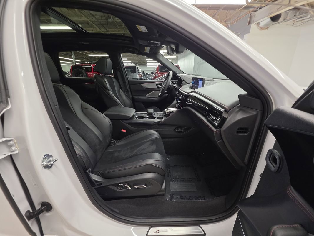 Used 2024 Acura MDX A-Spec AWD/4WD image 13