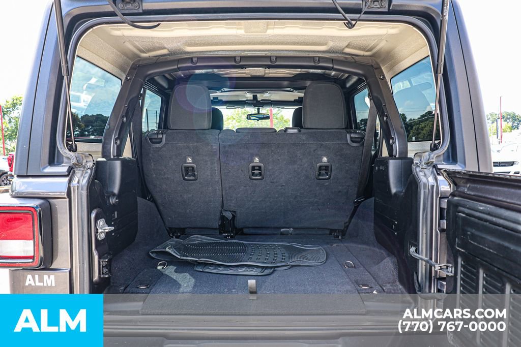 Used 2021 Jeep Wrangler Unlimited Sahara image 24