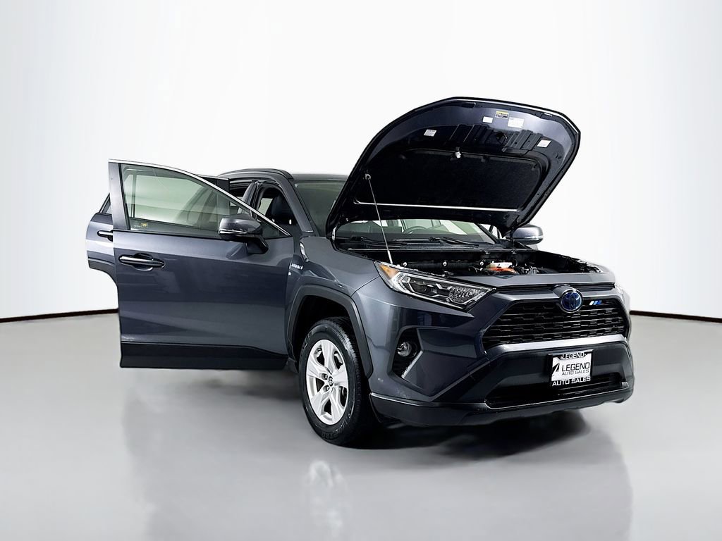 Used 2019 Toyota RAV4 XLE w/ Convenience Package image 24