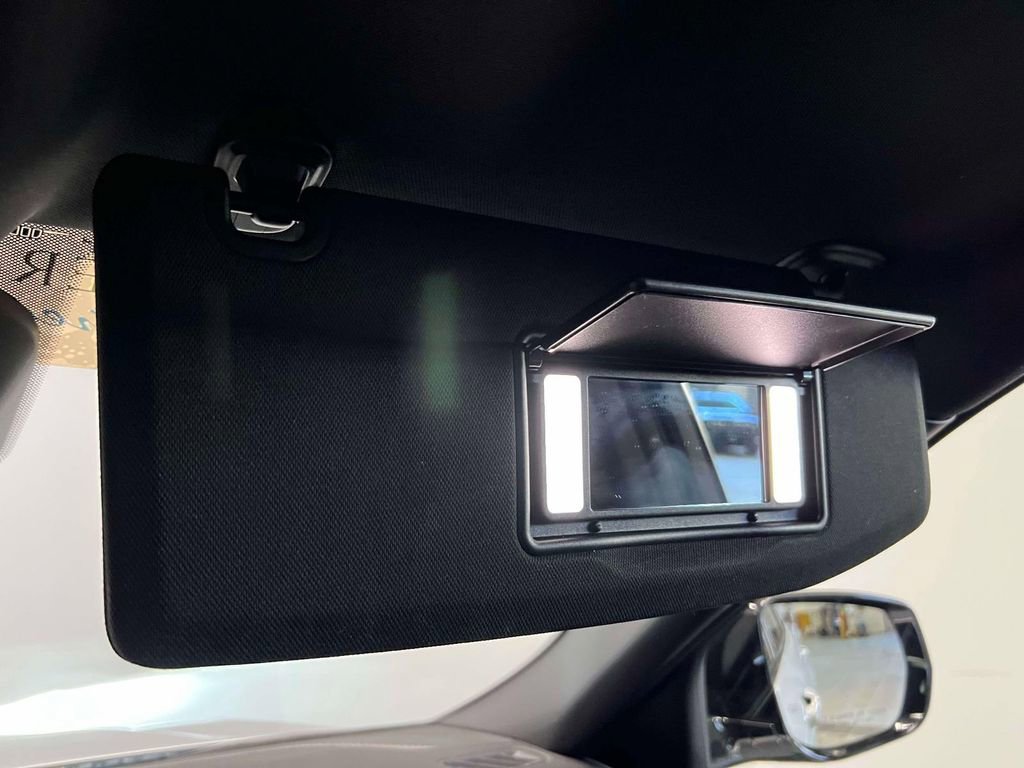 Used 2024 Jeep Grand Cherokee L Altitude image 35