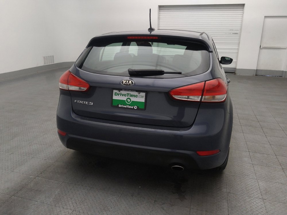 Used 2016 Kia Forte LX image 7