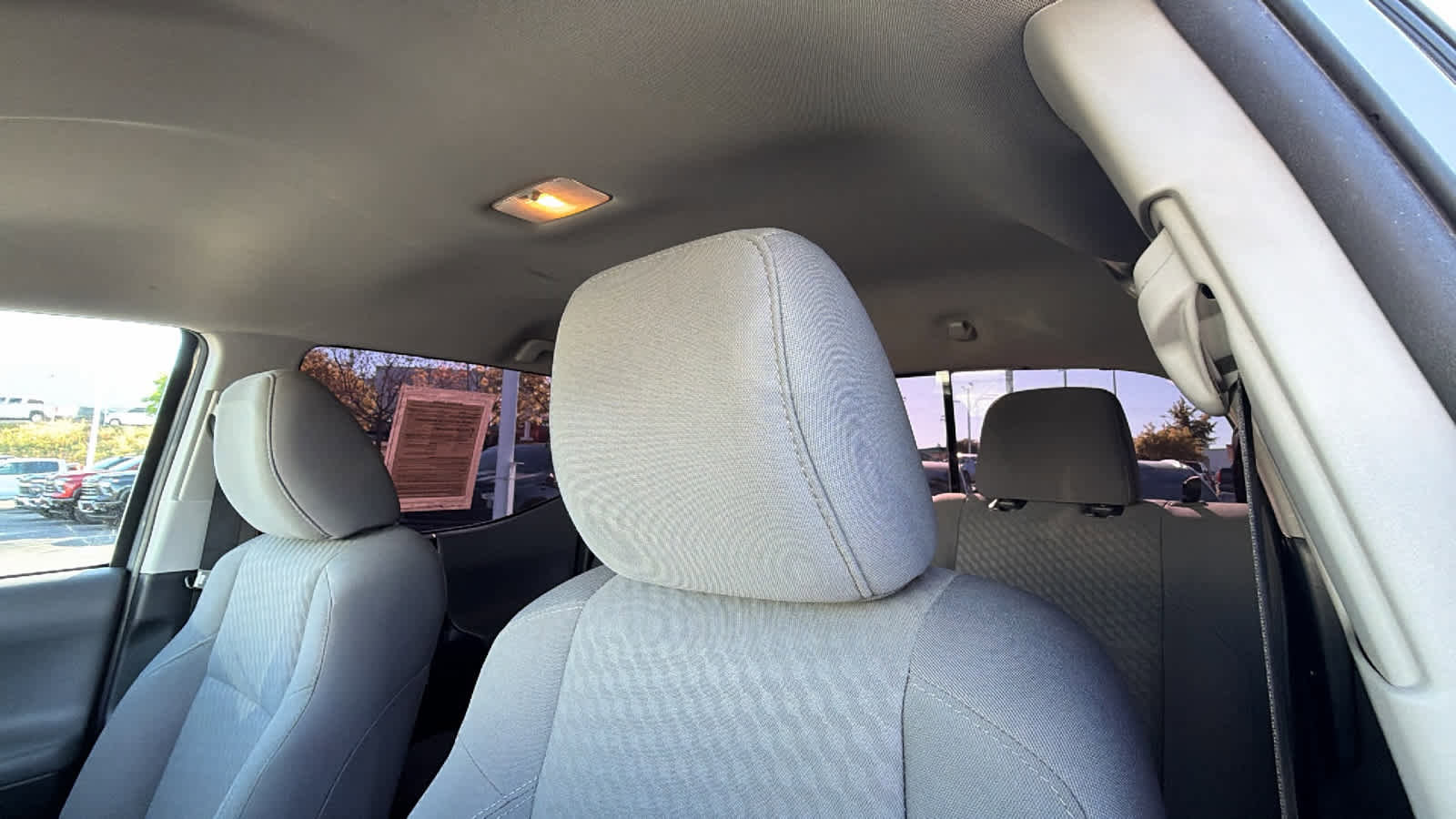 Used 2020 Toyota Tacoma SR5 RWD image 11