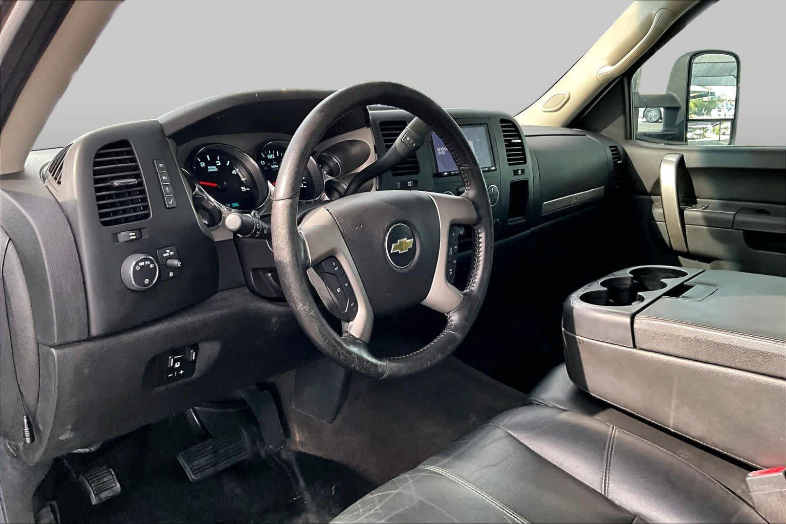 Used 2013 Chevrolet Silverado 3500 LT w/ Interior Plus Package AWD/4WD image 15
