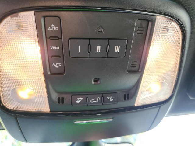 Used 2023 Dodge Durango GT AWD/4WD image 26