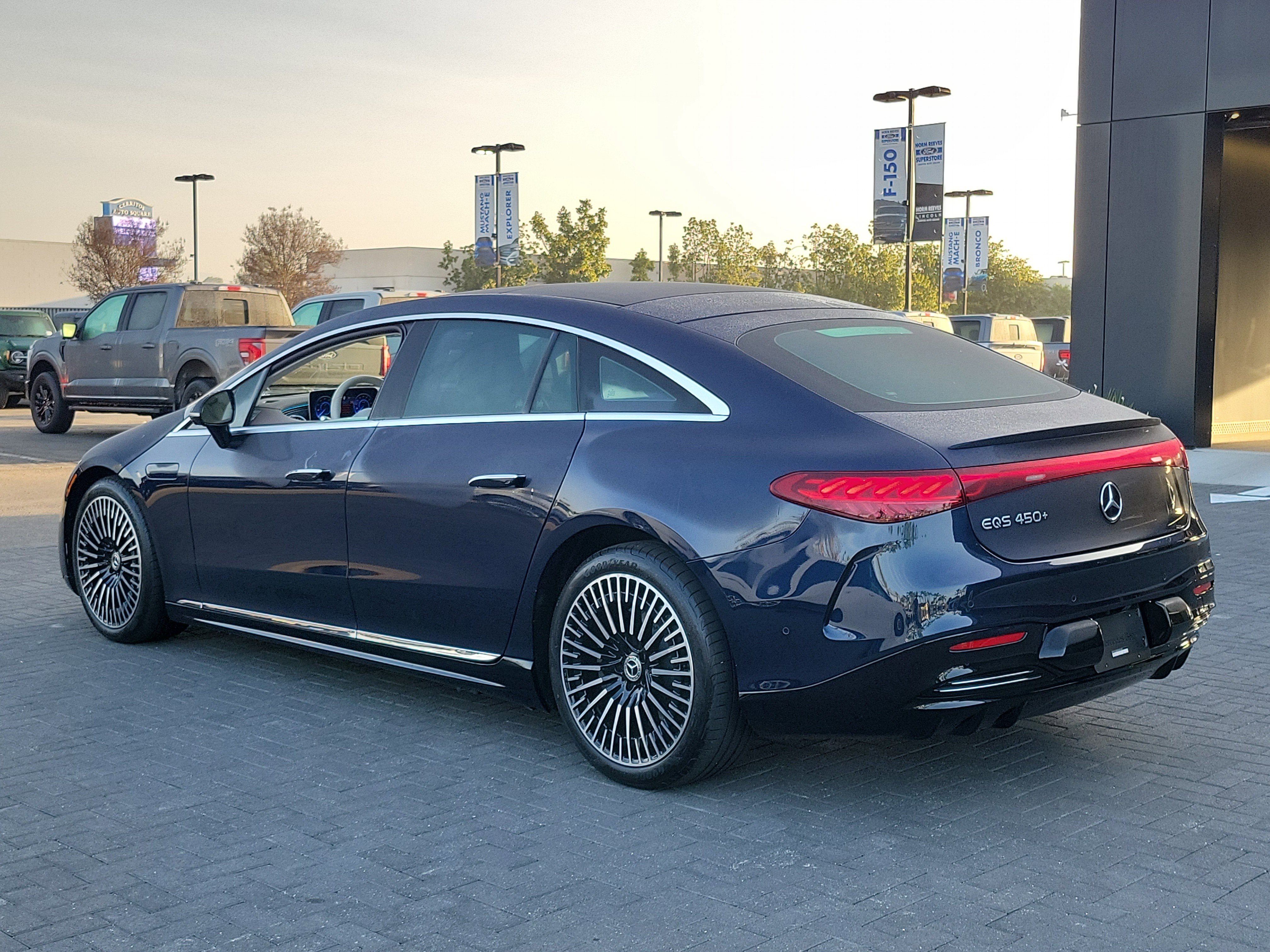 Used 2023 Mercedes-Benz EQS 450+ Sedan image 25