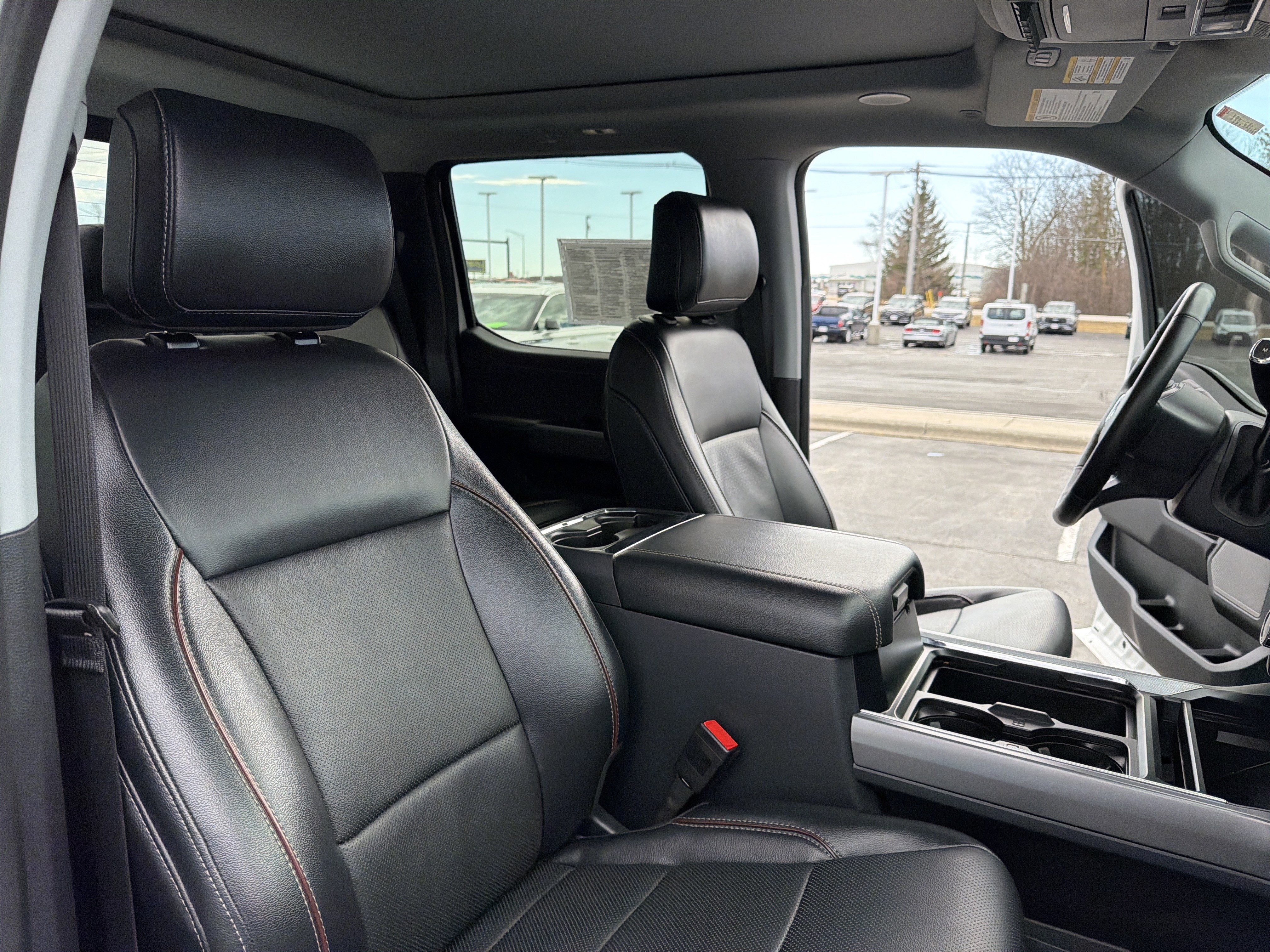 Used 2024 Ford F250 Lariat w/ Lariat Ultimate Package image 40