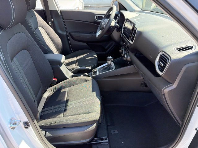 New 2026 Hyundai Venue SEL FWD image 34