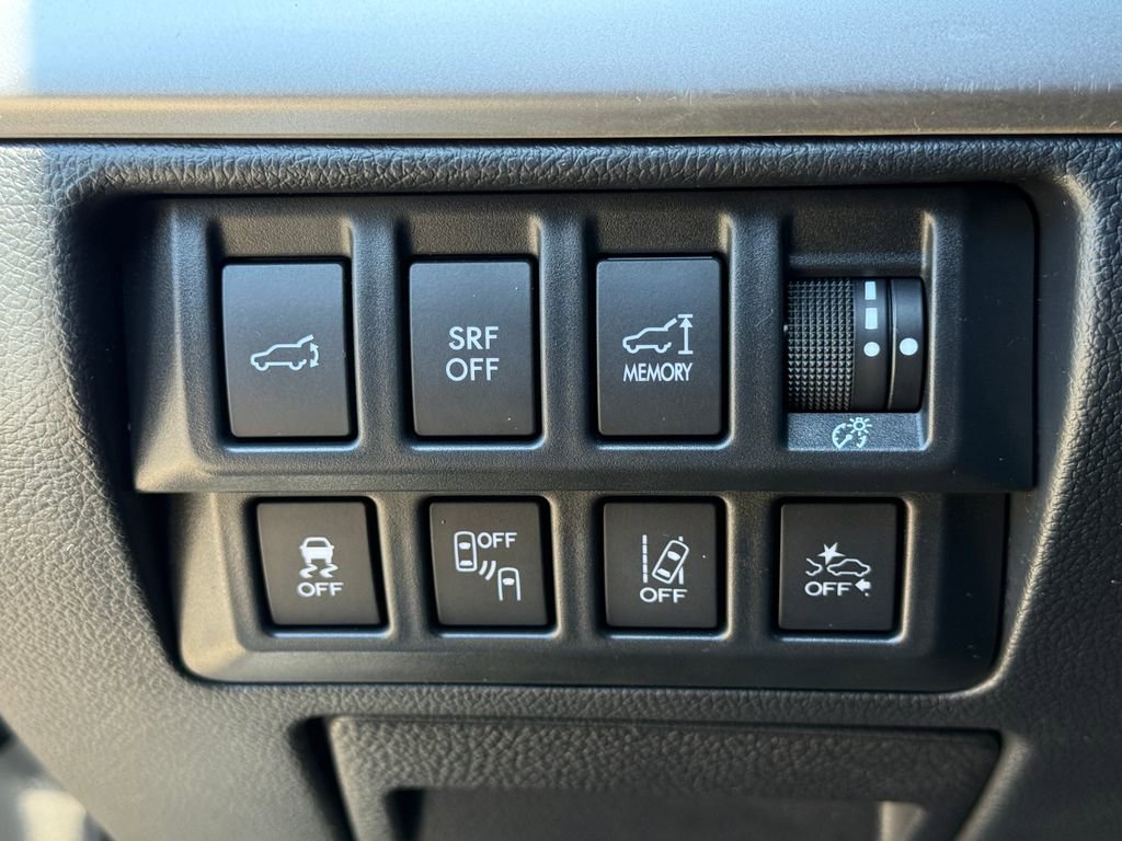 Used 2017 Subaru Outback 2.5i Limited image 22