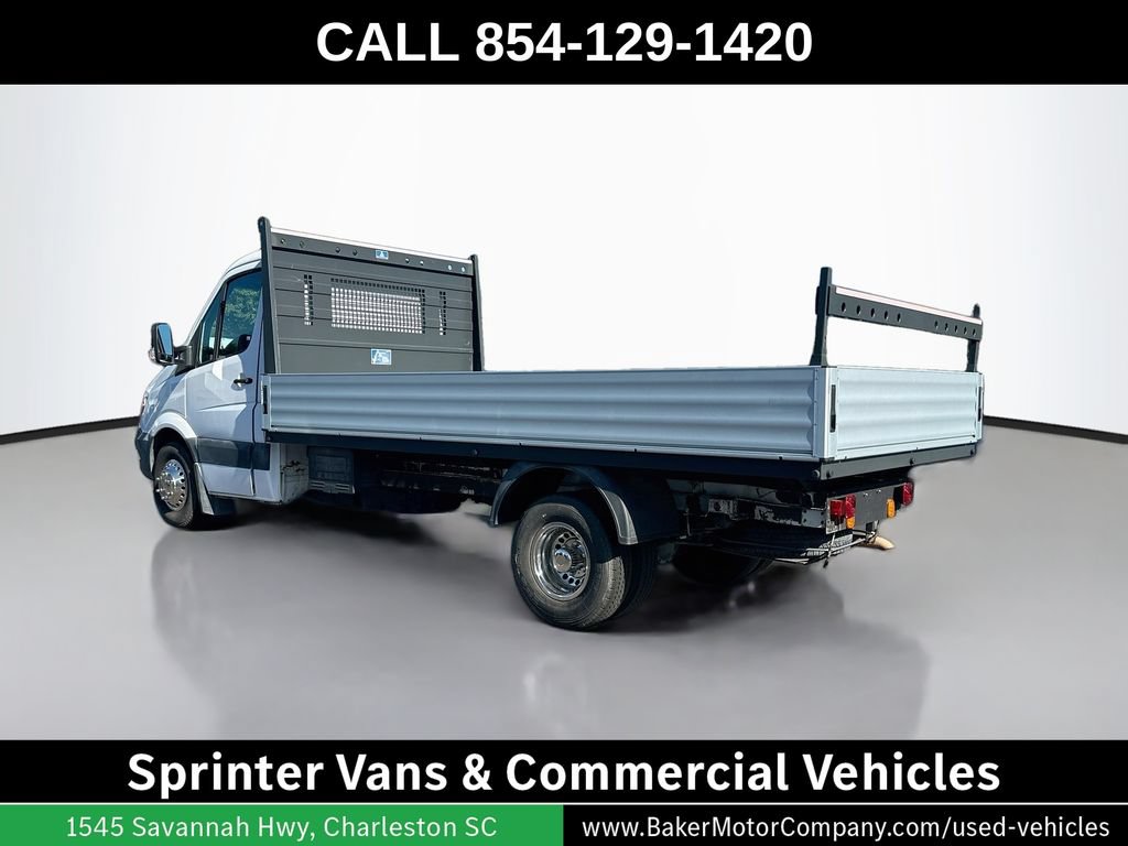 Used 2015 Freightliner Sprinter 3500 RWD image 3