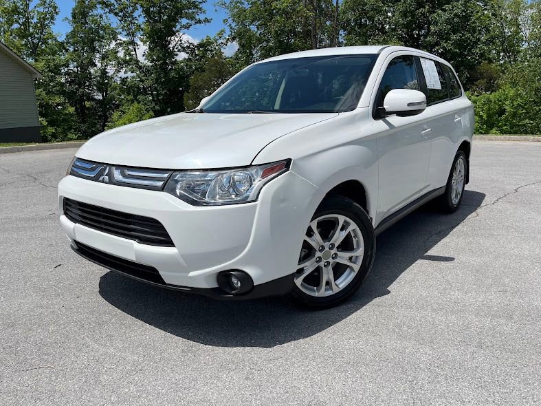 Used 2014 Mitsubishi Outlander SE AWD/4WD image 51