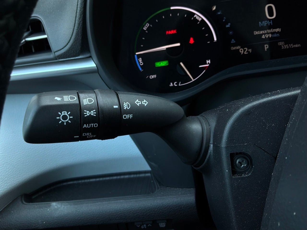 Used 2025 Toyota Sienna XLE FWD image 42