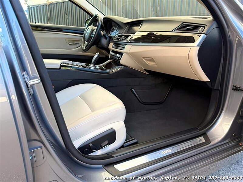 Used 2014 BMW 528i xDrive Sedan AWD/4WD image 30