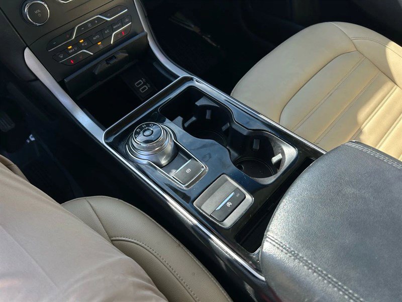 Used 2019 Ford Edge SEL w/ Equipment Group 201A image 14