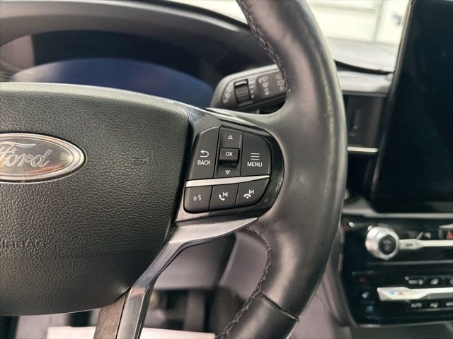 Used 2023 Ford Explorer Platinum w/ Technology Package image 19