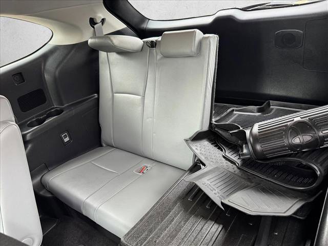 Certified 2025 Toyota Highlander Platinum image 19