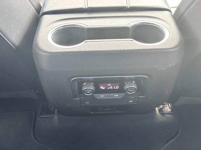 Used 2025 Chevrolet Tahoe Z71 image 17