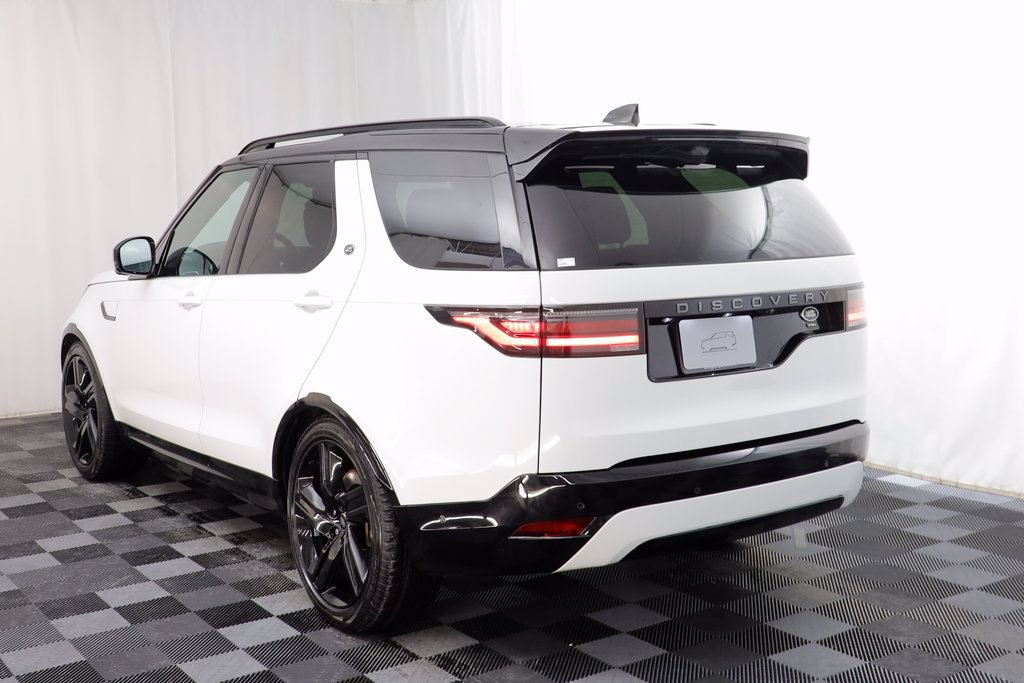 Used 2023 Land Rover Discovery HSE R-Dynamic AWD/4WD image 17