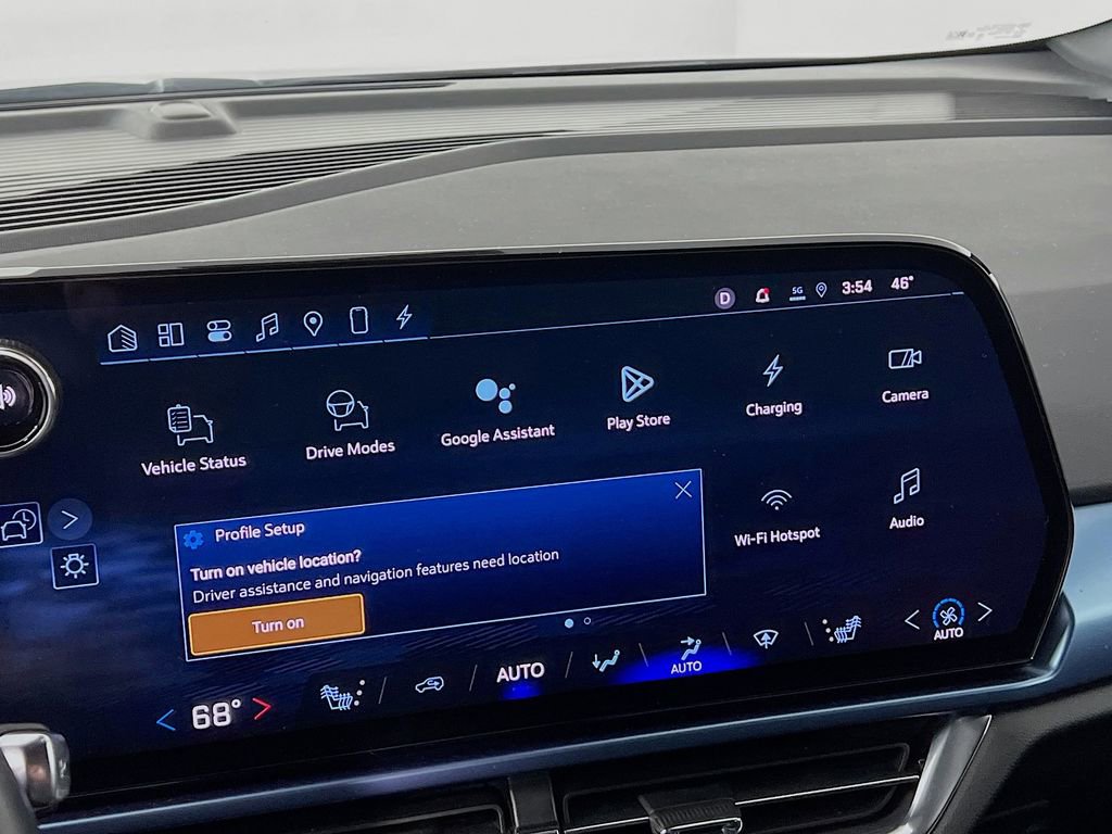 Certified 2024 Chevrolet Equinox EV LT FWD image 14