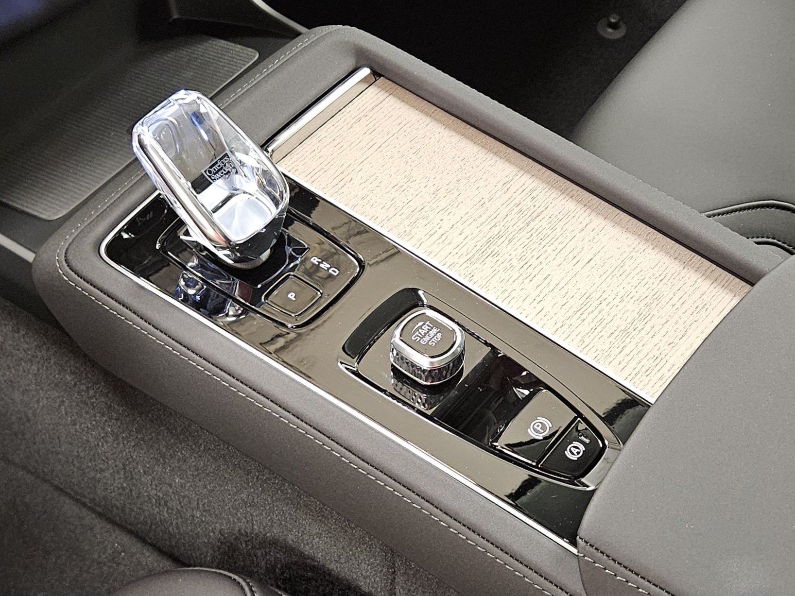 New 2026 Volvo XC90 B6 Core AWD/4WD image 45