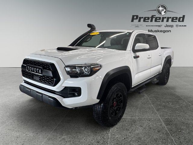 Used 2019 Toyota Tacoma TRD Pro w/ Desert Air Intake Package AWD/4WD image 10