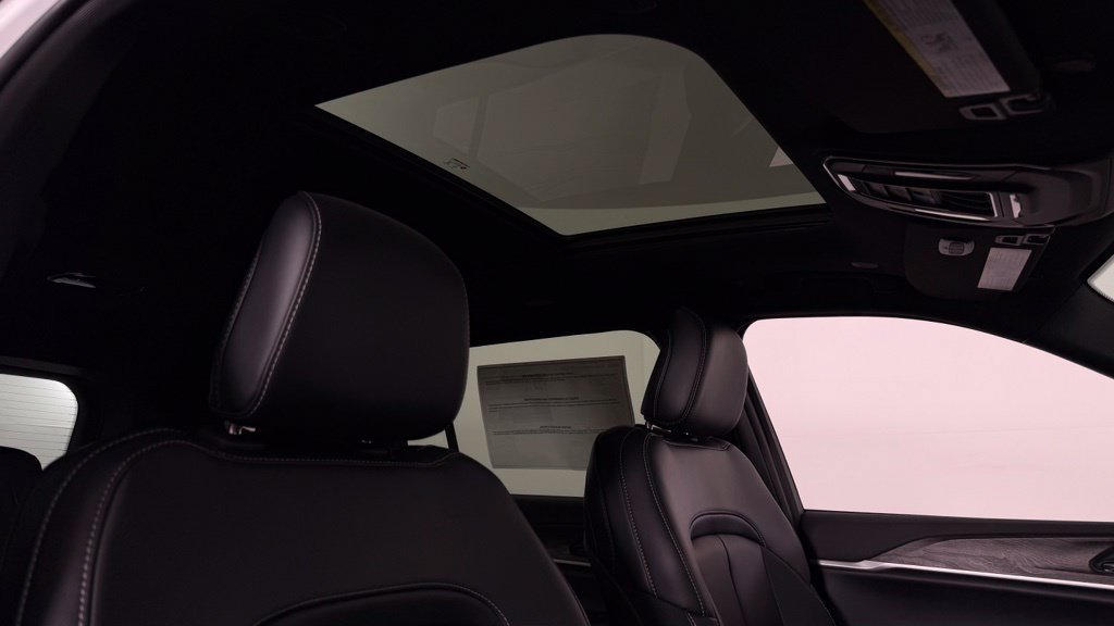 New 2027 Jeep Grand Cherokee L Limited AWD/4WD image 32