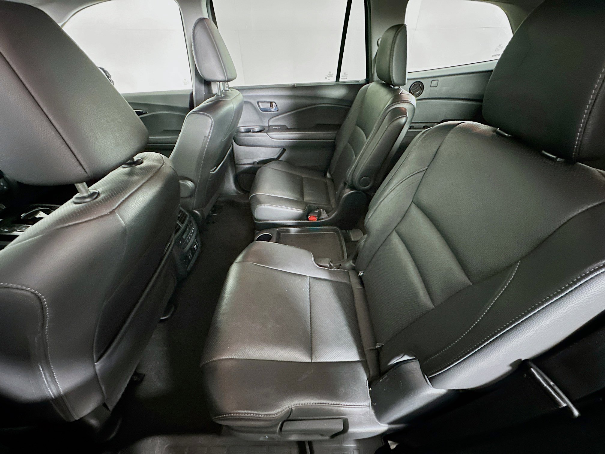 Used 2022 Honda Pilot Elite image 29