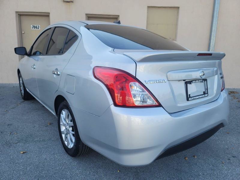 Used 2018 Nissan Versa SV w/ SV Special Edition Package FWD image 6