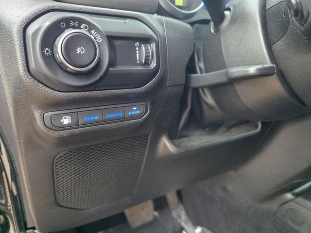 Used 2023 Jeep Wrangler Unlimited w/ Sun & Screen Package AWD/4WD image 26