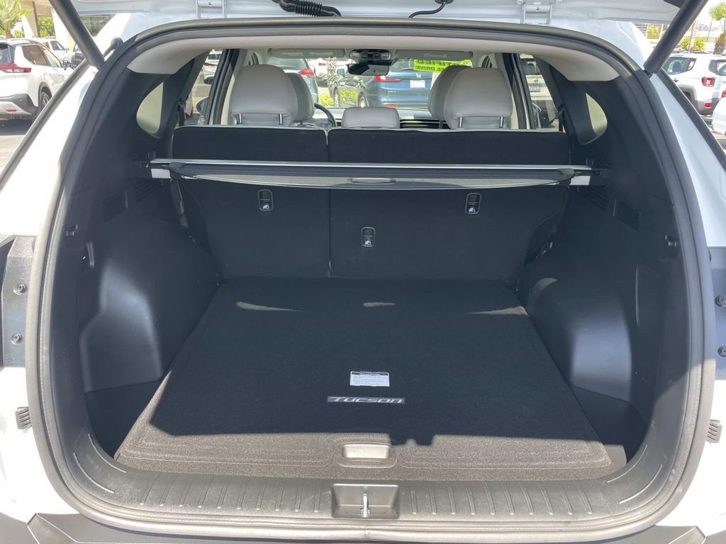 Certified 2022 Hyundai Tucson SEL w/ Convenience + Premium Package AWD/4WD image 6