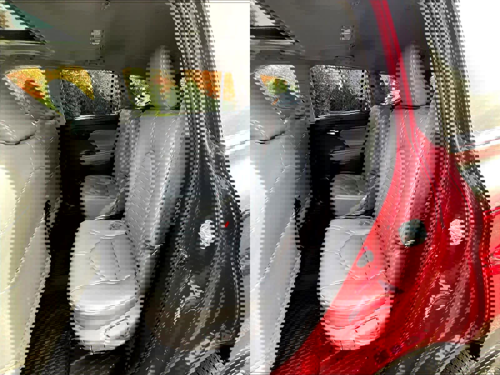 Used 2023 Toyota Highlander XLE image 15