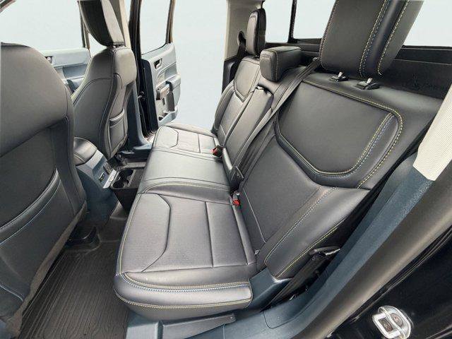 Used 2025 Ford Maverick Lobo image 14
