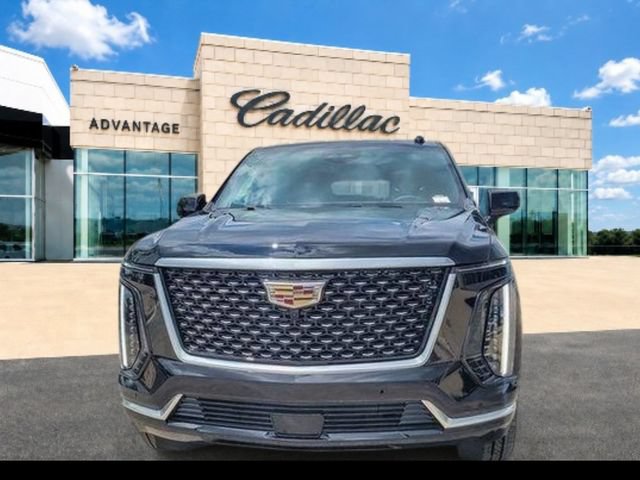 New 2026 Cadillac Escalade ESV Luxury w/ Touring Package AWD/4WD image 4