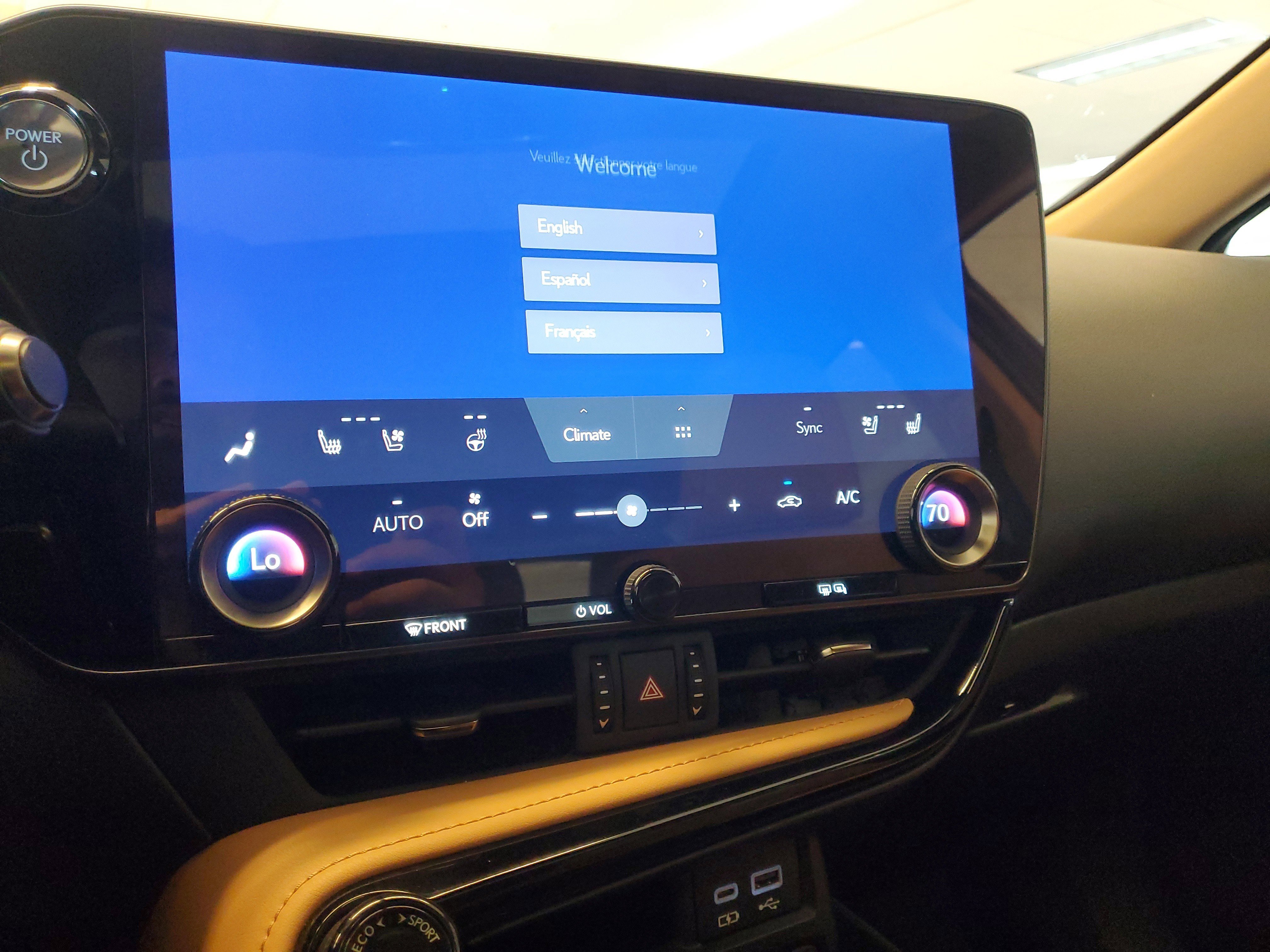 Used 2023 Lexus NX 350h NX 350h Premium image 30