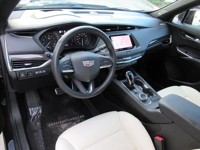 Used 2020 Cadillac XT4 Sport image 14