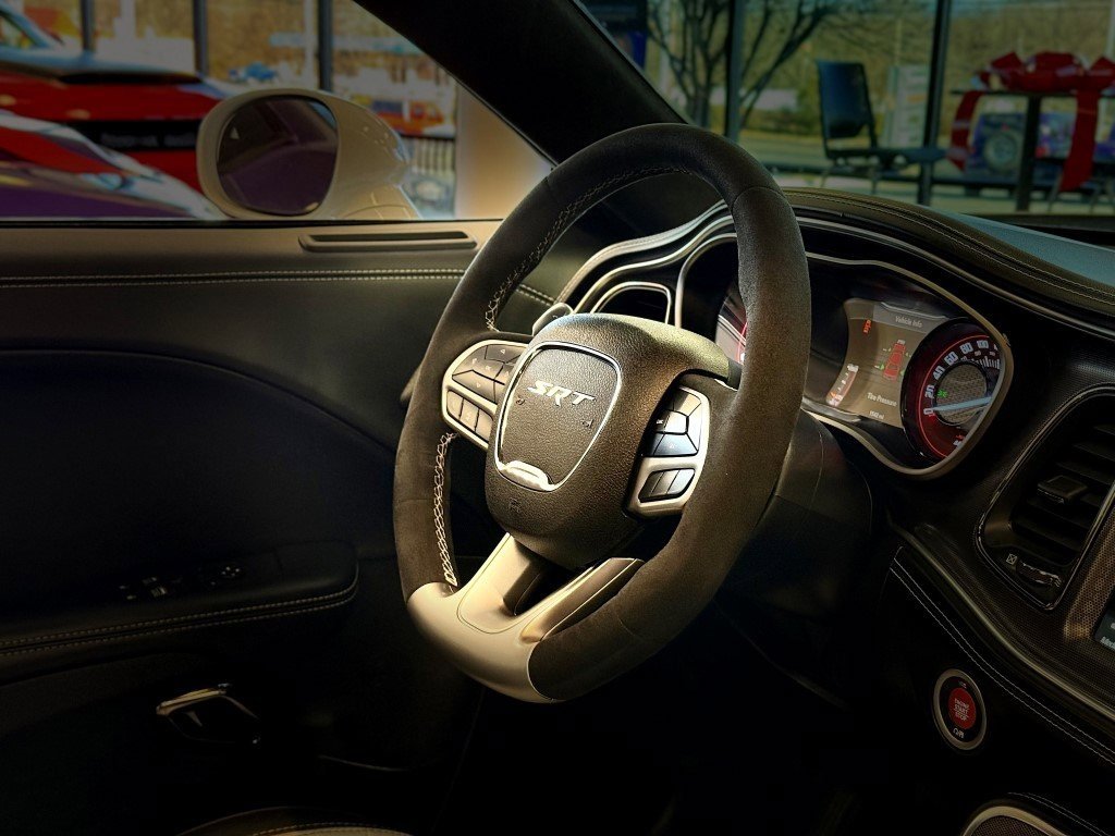 Used 2022 Dodge Challenger SRT Hellcat image 22