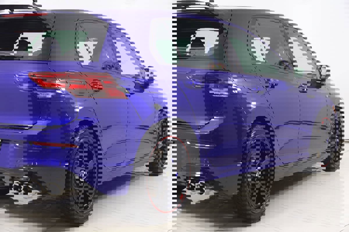 Used 2024 Volkswagen Golf R image 50