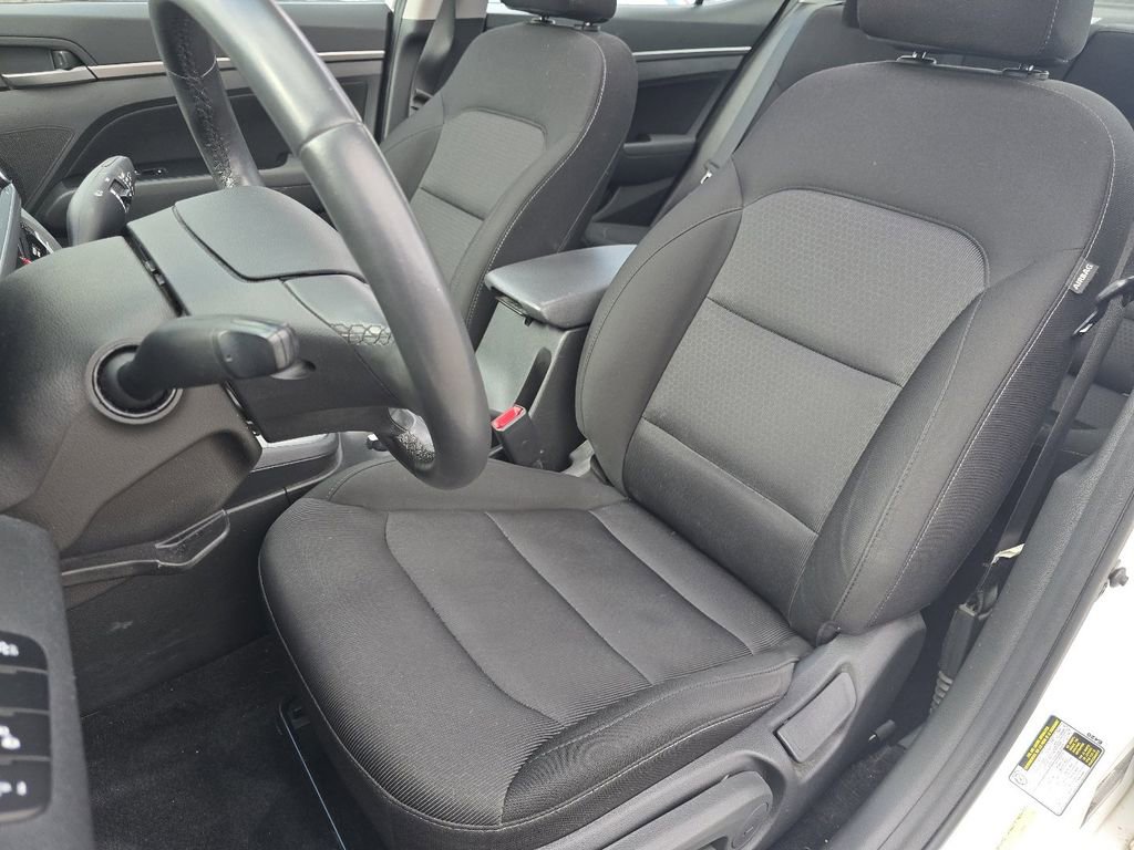 Used 2018 Hyundai Elantra Value Edition image 21