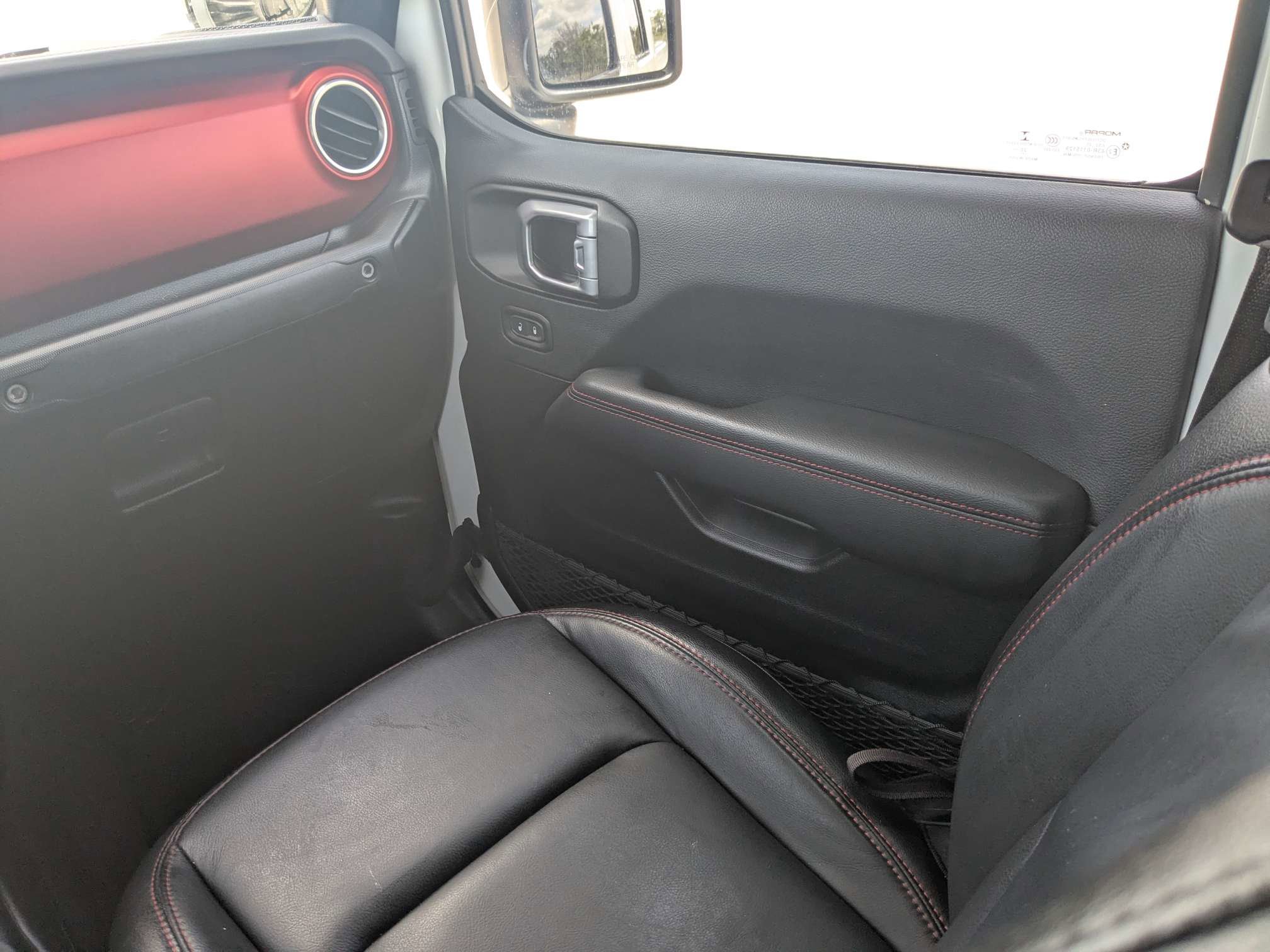 Used 2021 Jeep Gladiator Rubicon AWD/4WD image 24