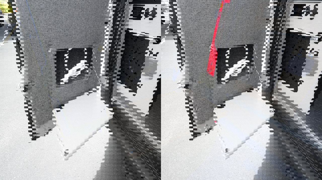 Used 2022 Mercedes-Benz Sprinter 144 Cargo image 42