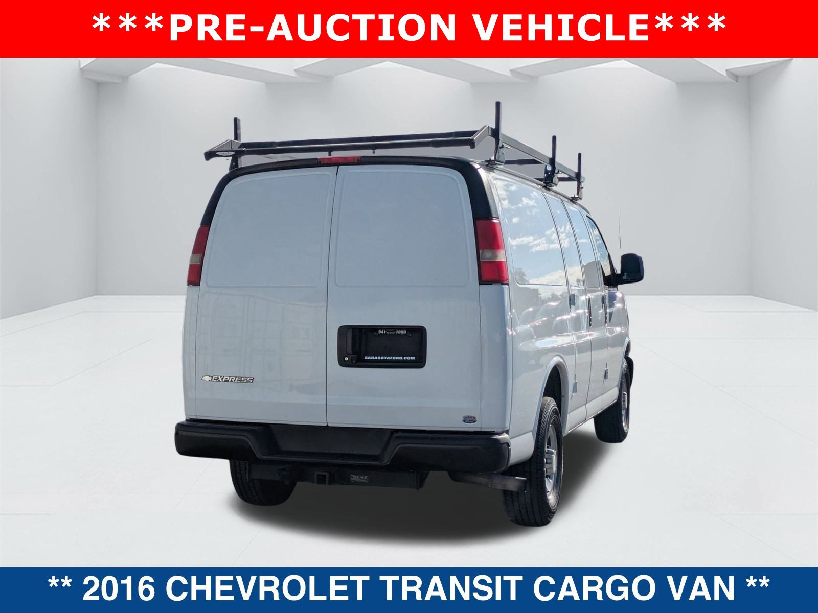 Used 2016 Chevrolet Express 2500 image 4