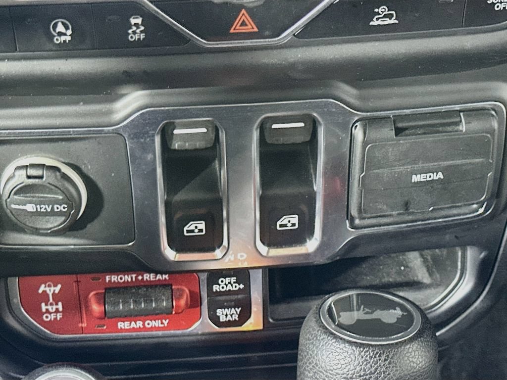 Used 2021 Jeep Wrangler Rubicon AWD/4WD image 31
