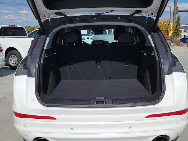 Used 2022 Lincoln Corsair Reserve image 14