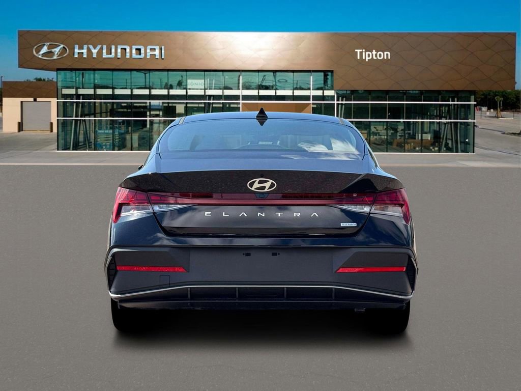 New 2026 Hyundai Elantra Blue image 6