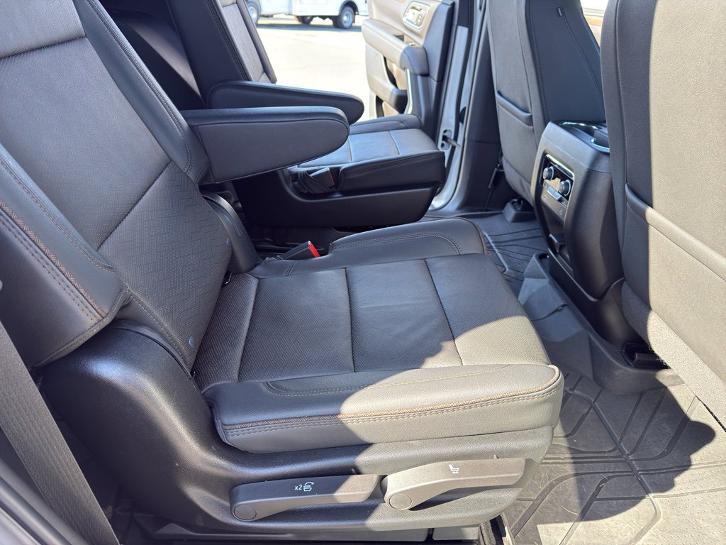 Used 2024 Chevrolet Tahoe High Country image 33