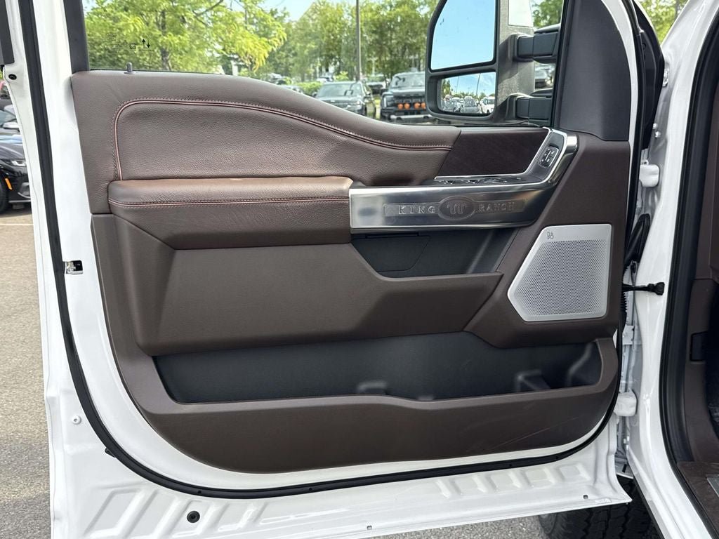 New 2026 Ford F250 King Ranch w/ Chrome Package AWD/4WD image 8
