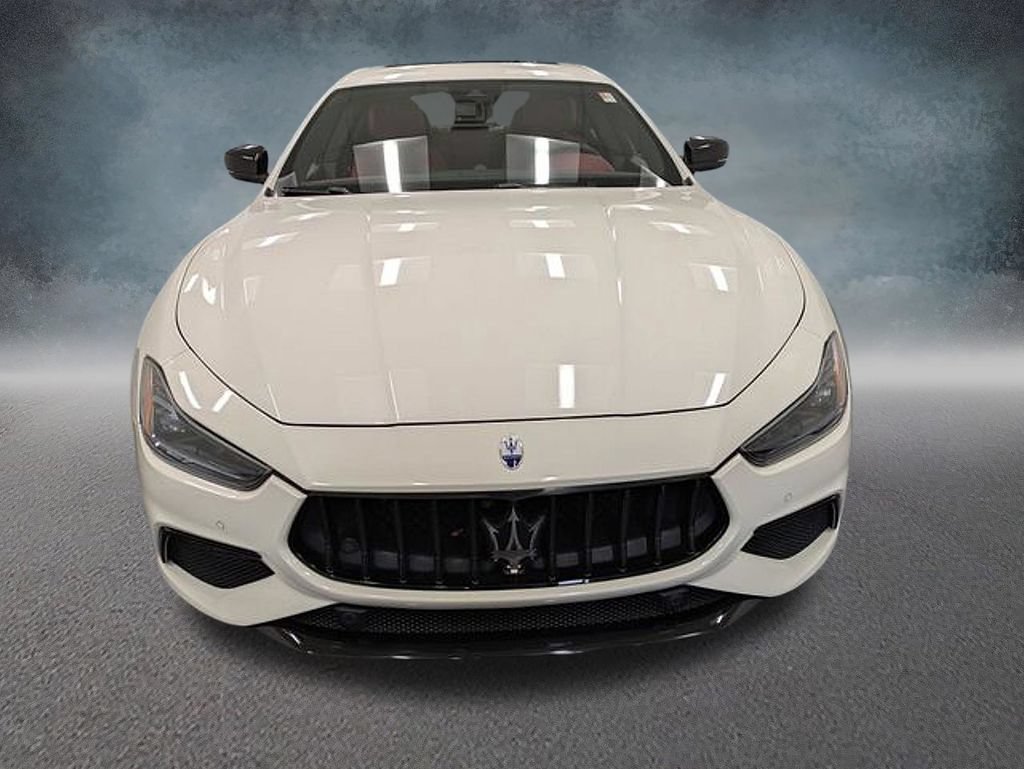 Used 2023 Maserati Ghibli Modena Q4 AWD/4WD image 2