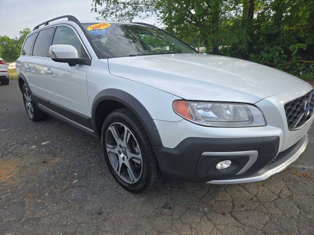 Used 2015 Volvo XC70 T6 Platinum image 3
